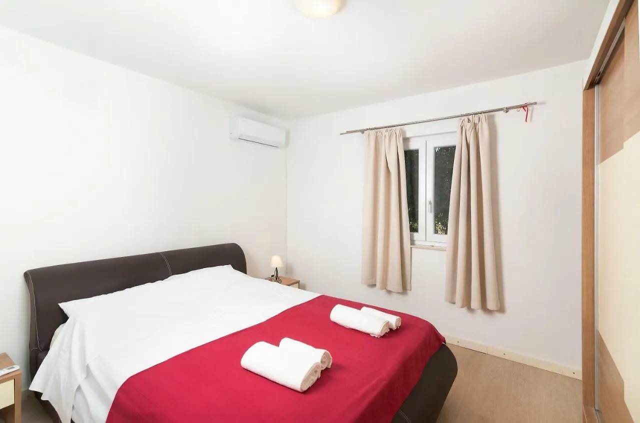 Apartment Vila Nemo Posedarje Croatia