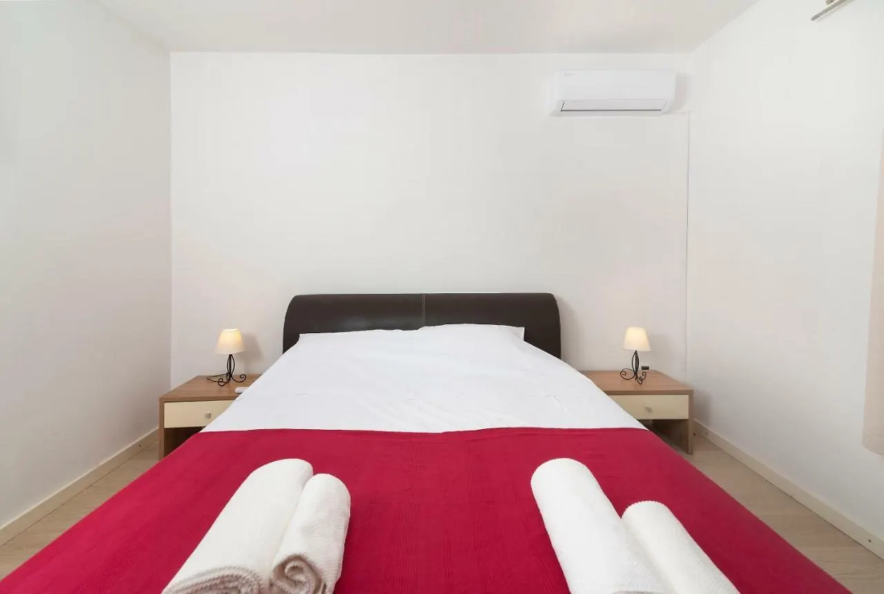 Vila Nemo Posedarje Apartment